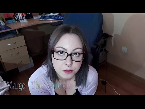 ❤️ 戴眼鏡的性感女孩在鏡頭前深吸假陽具 ️ 硬色情 在 zh-tw.epicpornvideos-com.ru ❤